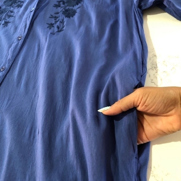 Studio CLIP button front embroidery flower T-shirt dress - Picture 15 of 16